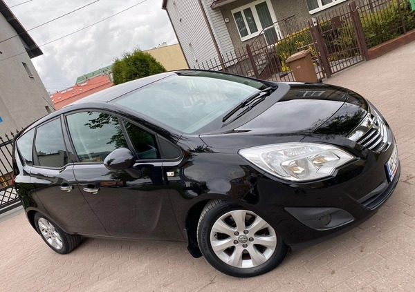 Opel Meriva cena 22700 przebieg: 199855, rok produkcji 2010 z Chojnów małe 742